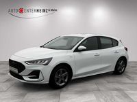 Używany Ford Focus ST-Line 125 KM (91 kW) 2022 Biały Sedan/Limuzyna