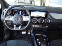 gebraucht Mercedes GLA200 GLA 200Night AMG Line AHK LED Navi MBUX DAB 20"