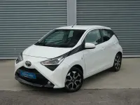 Gebraucht Toyota Aygo Connect Style 72 PS (52 kW) 2018 Weiß Kleinwagen