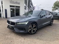 Gebraucht Volvo V60 Core 163 PS (119 kW) 2025 Thunder grey Kombi