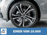 Gebraucht Volvo V90 Ultimate 197 PS (144 kW) 2024 Grau metallic Kombi