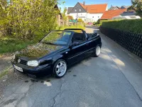 Używany VW Golf Classicline 75 KM (55 kW) 2000 Czarny Kabriolet