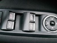 Gebraucht Ford Mondeo Titanium 116 PS (85 kW) 2012 Rot metallic Kombi