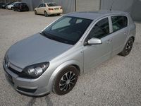 Gebraucht Opel Astra Enjoy 90 PS (66 kW) 2004 Silber Limousine