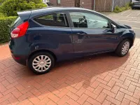 Gebraucht Ford Fiesta Trend 80 PS (58 kW) 2016 Blau Kleinwagen