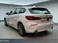 Gebraucht BMW 120 Advantage 192 PS (141 kW) 2023 Alpinweiß uni Kleinwagen