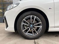 Gebraucht BMW 220 Active Tourer M Sport 170 PS (125 kW) 2023 Weiß Van / Kleinbus