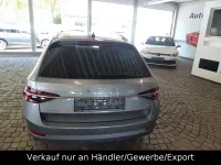 Gebraucht Skoda Superb Style 156 PS (114 kW) 2021 Seda business/business grey (metallic) Kombi