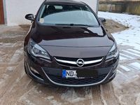 Gebraucht Opel Astra 170 PS (125 kW) 2014 Braun Limousine