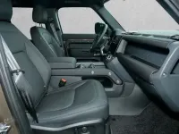 Gebraucht Land Rover Defender SE Dynamic 249 PS (183 kW) 2026 Braun SUV