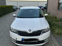 Gebraucht Skoda Rapid Ambition 105 PS (77 kW) 2014 Weiß Kleinwagen