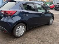Gebraucht Mazda 2 Center-Line 105 PS (77 kW) 2016 Blau Limousine