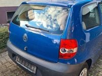 Gebraucht VW Fox 54 PS (39 kW) 2008 Blau Kleinwagen