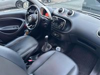 Gebraucht Smart ForFour 71 PS (52 kW) 2016 Weiß Kleinwagen