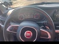 Gebraucht Fiat Tipo 94 PS (69 kW) 2017 Rot Kleinwagen