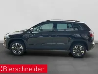 Neu Skoda Karoq Tour 150 PS (110 kW) 2026 Schwarz SUV