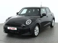 Używany Mini Cooper Classic 136 KM (100 kW) 2023 Czarny Hatchback