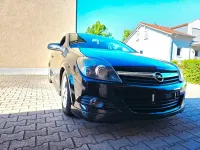 Używany Opel Astra GTC 140 KM (102 kW) 2006 Czarny Coupe
