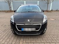 Gebraucht Peugeot 5008 120 PS (88 kW) 2016 Schwarz Van / Kleinbus