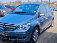 Gebraucht Mercedes B200 136 PS (100 kW) 2006 Blau Van / Kleinbus