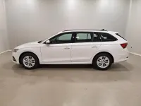 Gebraucht Skoda Octavia Ambition 116 PS (85 kW) 2021 Candyweiss Limousine