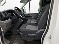 Gebraucht VW Crafter 140 PS (102 kW) 2025 Candyweiß Van