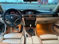 gebraucht BMW 325 e92Coupé/19Zoll/Xenon/beiges Volleder/Sportsitze