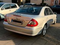 Gebraucht Mercedes E200 184 PS (135 kW) 2008 Silber Limousine