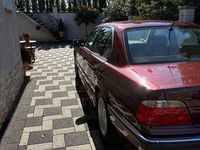 Gebraucht BMW 735 238 PS (175 kW) 1999 Rot Limousine