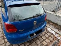 Gebraucht VW Polo 70 PS (51 kW) 2011 Blau Kleinwagen