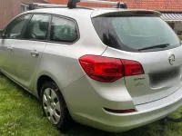Gebraucht Opel Astra Sport 110 PS (80 kW) 2012 Silber Kombi