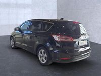 Gebraucht Ford S-MAX Titanium 190 PS (139 kW) 2023 Schwarz Van / Kleinbus