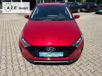 Gebraucht Hyundai i20 101 PS (74 kW) 2021 Dragon red / met Kleinwagen