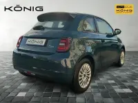 Gebraucht Fiat 500e Action 86 kW (118 PS) 2023 Ozean grün metallic Kleinwagen