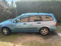 Gebraucht Ford Focus 100 PS (73 kW) 2001 Blau Kombi