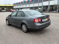 Brugt VW Jetta 105 HK (77 kW) 2008 Grå Sedan