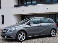 Gebraucht Mercedes B200 136 PS (100 kW) 2013 Grau Van / Kleinbus
