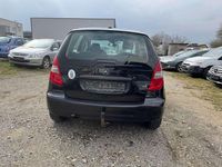 Gebraucht Mercedes A180 116 PS (85 kW) 2011 Kosmosschwarz  metalliclack Kleinwagen