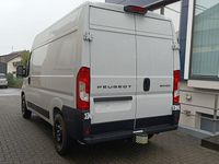 Gebraucht Peugeot Boxer 140 PS (102 kW) 2025 Weiss Van