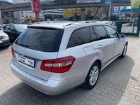 Gebraucht Mercedes E220 170 PS (125 kW) 2010 Silber Kombi