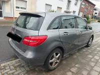 Gebraucht Mercedes A180 109 PS (80 kW) 2013 Grau Kleinwagen