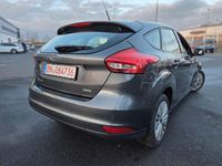Gebraucht Ford Focus Trend 101 PS (74 kW) 2015 Grau Limousine