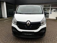 Gebraucht Renault Trafic 95 PS (69 kW) 2017 Weiß Van / Kleinbus