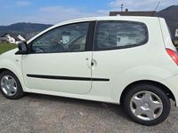 Second-hand Renault Twingo 75 CP (55 kW) 2013 Hatchback
