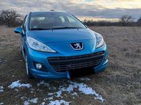 Gebraucht Peugeot 207 Forever 95 PS (69 kW) 2012 Blau Limousine