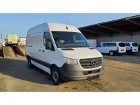 Używany Mercedes Sprinter 170 KM (125 kW) 2022 Biały Van