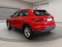 Gebraucht Audi Q3 Basis 150 PS (110 kW) 2024 Rot SUV