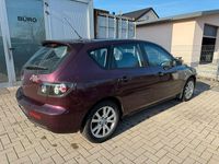 Usata Mazda 3 Active 105 CV (77 kW) 2007 Viola Berlina