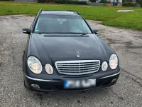 Używany Mercedes E220 150 KM (110 kW) 2004 Czarny Kombi