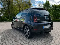 Gebraucht VW up! Beats 90 PS (66 kW) 2017 Schwarz Kleinwagen